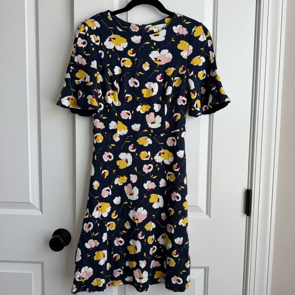 Boden Dresses & Skirts - Boden Navy Floral Bell Sleeve Knit Dress 4P